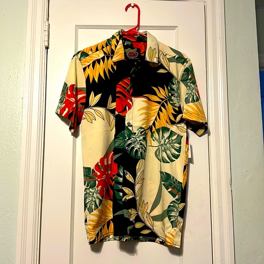 NWT Good Vibes Hawaiian Print by Drill Company